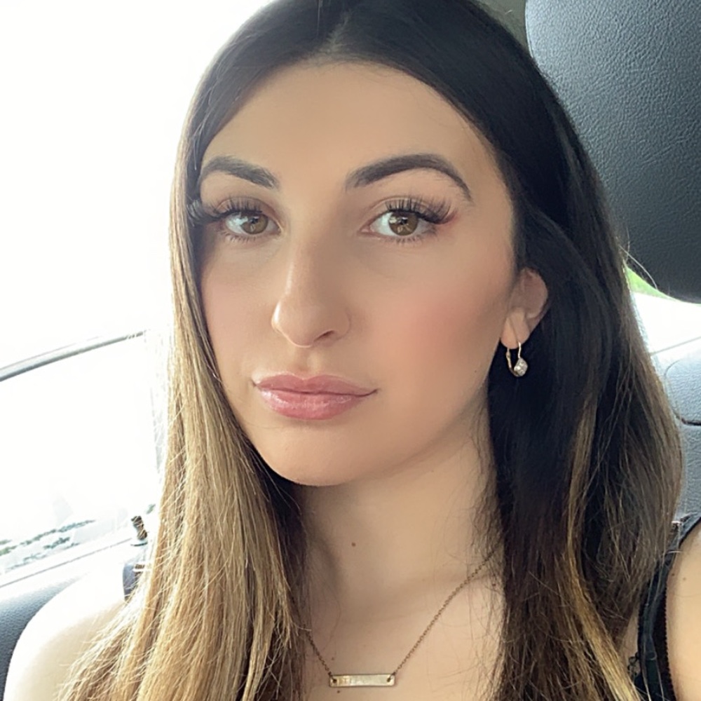 Meet your Posher, Savannah